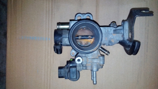 Corpo de Injeção TOYOTA YARIS (SCP1_, NLP1_, NCP1_) | 99 - 05 (156750).