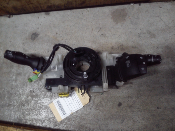 Comutador de Luzes RENAULT MEGANE III Hatchback (BZ0_) | 08 - (20194982).