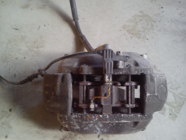 Pinça de Travão MERCEDES-BENZ E-CLASS (W211) | 02 - 08 (20198130).