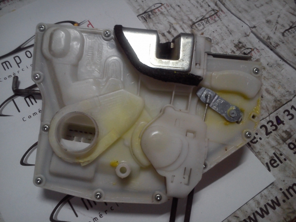 Fecho da Porta Frente Dto SUZUKI SWIFT III (MZ, EZ) | 05 - (20198248).