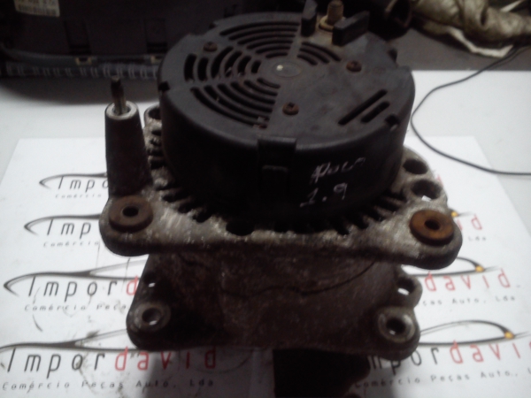 Alternador VOLKSWAGEN POLO (6N1) | 94 - 99 (20198424).