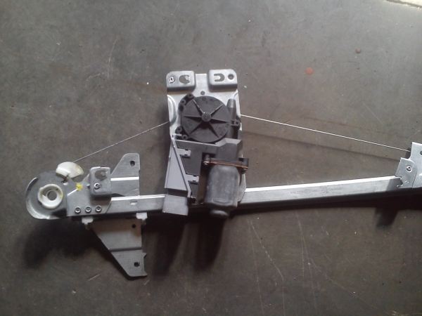 Elevador Trás Esq Electrico PEUGEOT 307 Break (3E) | 02 - (20198551).