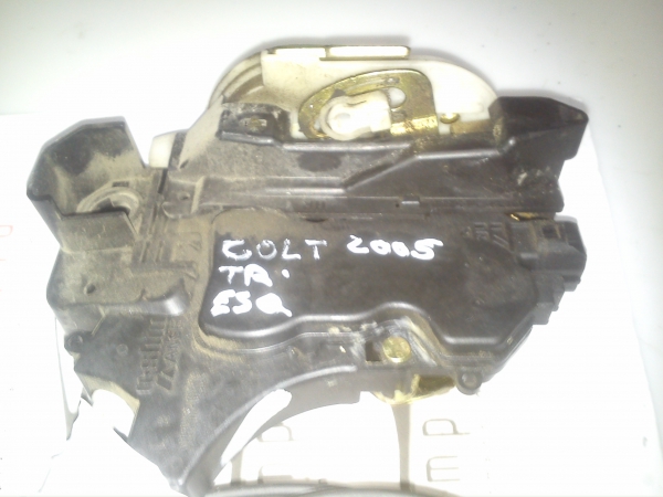 Fecho da Porta Trás Esq MITSUBISHI COLT VI (Z3_A, Z2_A) | 02 - 12 (20198636).