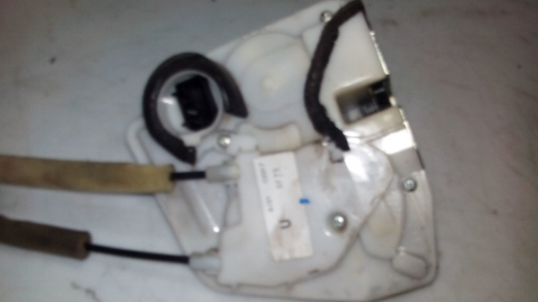 Fecho da Porta Frente Dto MAZDA 2 (DE) | 07 - (20199788).