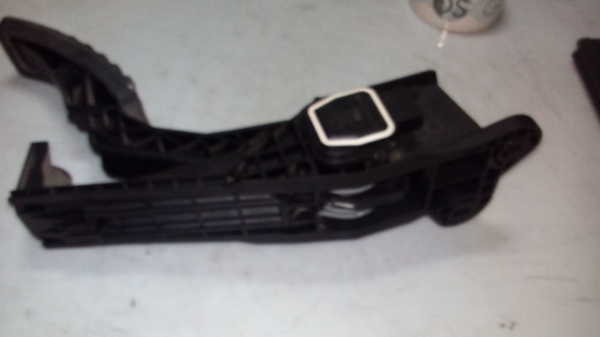 Pedal Electrico MERCEDES-BENZ M-CLASS (W164) | 05 - (20200081).