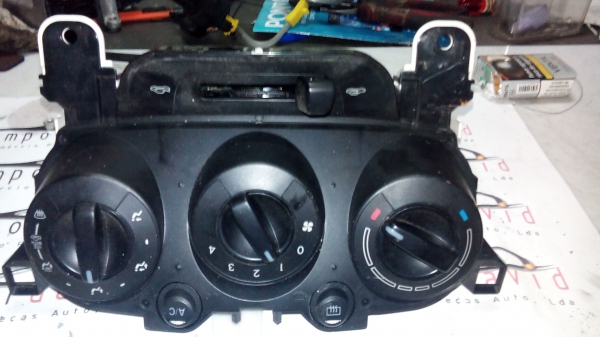 Comando de Chaufagem MAZDA 2 (DE) | 07 - (20200755).