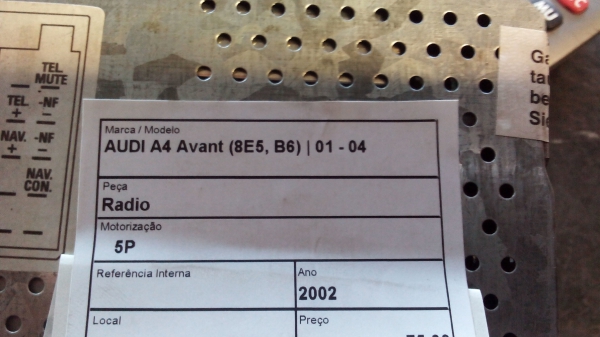 Radio AUDI A4 Avant (8E5, B6) | 01 - 04 (20201568).