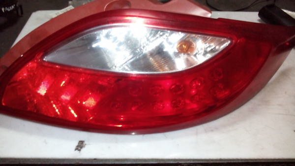 Farolim Stop Dto MAZDA 2 (DE) | 07 - (20201774).