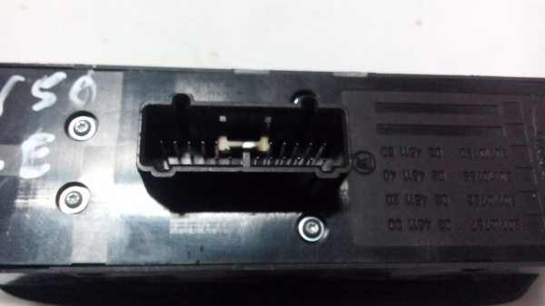 Interruptor de vidros VOLVO V50 (MW) | 04 - (20202446).