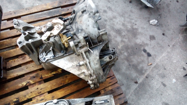 Caixa Velocidades / Kit Embraiagem FORD TRANSIT Autocarro | 06 - (20202886).