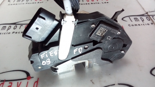 Fecho da Porta Frente Dto FORD FIESTA VI | 08 - (20203090).