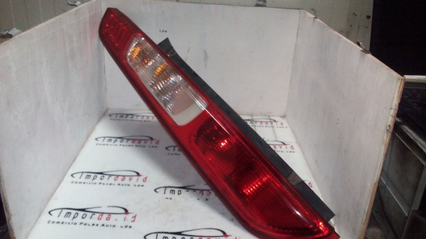 Farolim Stop Esq FORD FOCUS II (DA_) | 04 - (20203189).