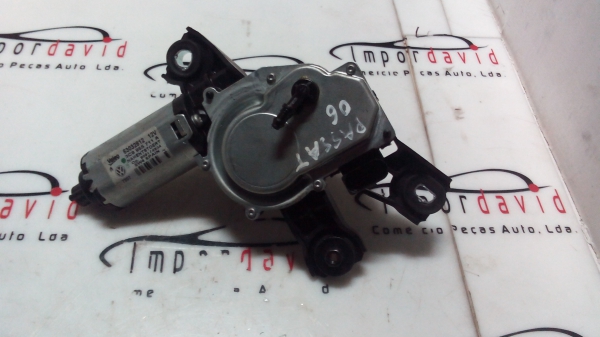 Motor Limpa Vidros Trás VOLKSWAGEN PASSAT Variant (3C5) | 05 - 11 (20203193).