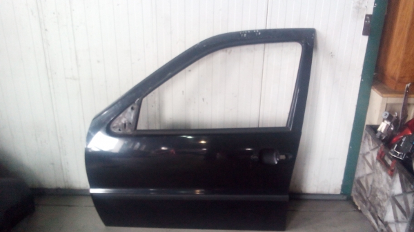 Porta Frente Esq VOLKSWAGEN POLO (6N2) | 99 - 01 (20203685).