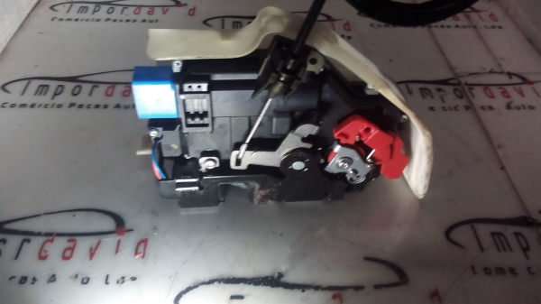 Fecho da Porta Frente Dto VOLKSWAGEN GOLF VI (5K1) | 08 - 13 (20203761).