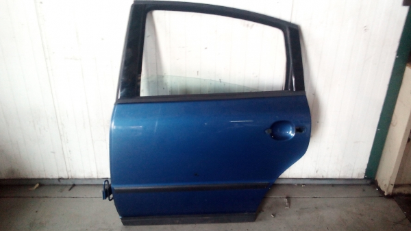 Porta Trás Esq VOLKSWAGEN PASSAT (3B2) | 96 - 00 (20203888).