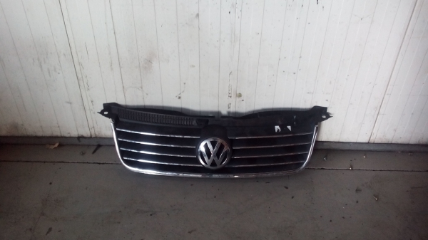 Grelha da Frente VOLKSWAGEN PASSAT (3B3) | 00 - 05 (20203895).