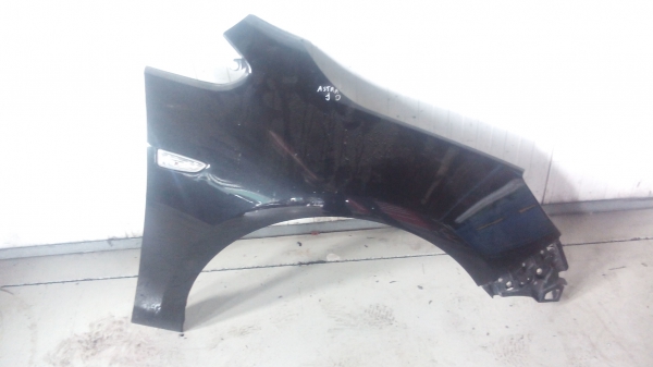 Guarda Lamas Dto OPEL ASTRA J | 09 - (20204038).