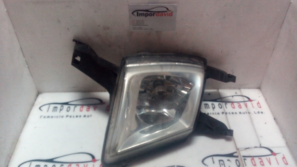 Farol de Nevoeiro Esq PEUGEOT 407 SW (6E_) | 04 - (20204040).