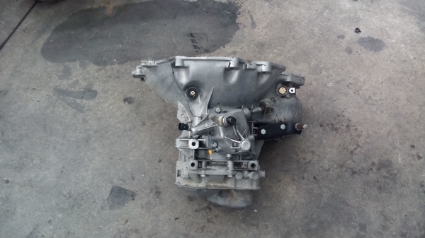 Caixa Velocidades / Kit Embraiagem OPEL VECTRA B (36_) | 95 - 02 (20204116).