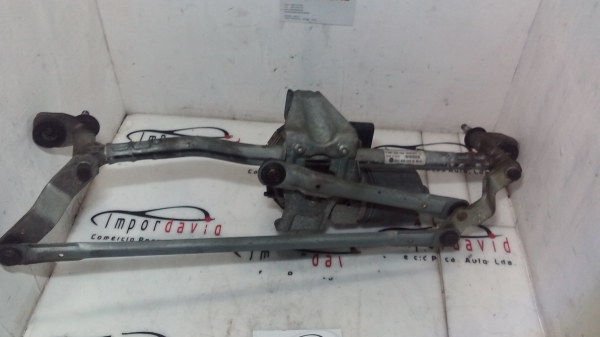 Motor Limpa Vidros Frente VOLKSWAGEN CADDY III Caixa (2KA, 2KH, 2CA, 2CH) | 04 - (20204156).