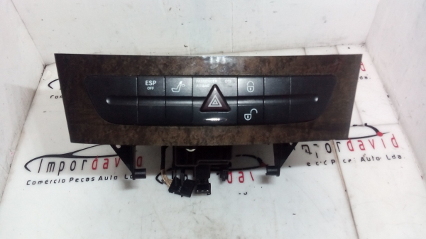 Radio ( Caixa de CD ) MERCEDES-BENZ E-CLASS (W211) | 02 - 08 (20204185).