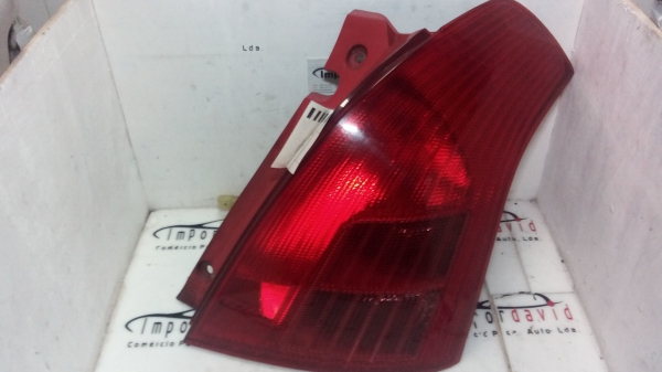 Farolim Stop Dto SUZUKI SWIFT III (MZ, EZ) | 05 - (20204193).