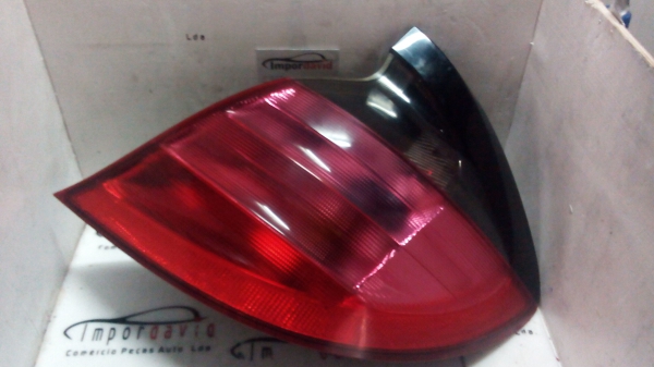 Farolim Stop Dto MERCEDES-BENZ C-CLASS Coupé (CL203) | 01 - 11 (20204297).