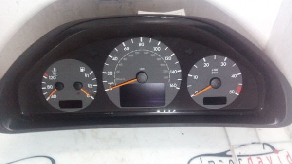 Quadrante MERCEDES-BENZ E-CLASS (W210) | 95 - 02 (20204460).