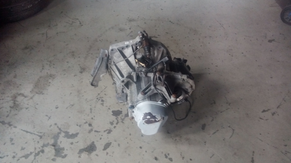 Caixa Velocidades / Kit Embraiagem VOLVO V40 Combi (VW) | 95 - 04 (20205201).