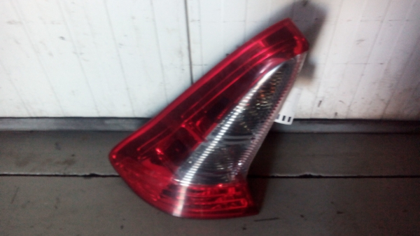 Farolim Stop Esq CITROËN C4 (LC_) | 04 - (20205299).