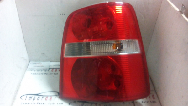 Farolim Stop Dto VOLKSWAGEN TOURAN (1T1, 1T2) | 03 - 10 (20205411).