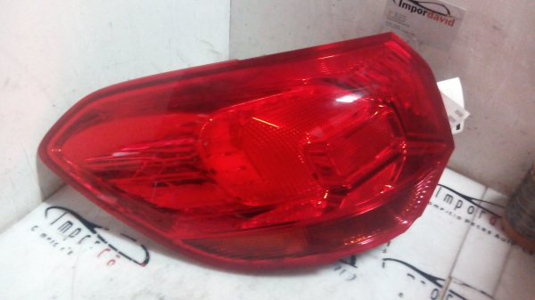 Farolim Stop Esq OPEL ASTRA Sports Tourer (J) | 10 - (20205447).