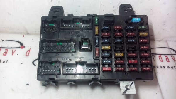 Caixa dos Fusíveis HYUNDAI GETZ (TB) | 02 - 09 (20205578).