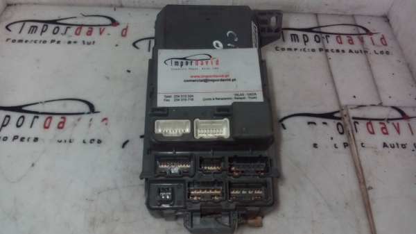 Caixa dos Fusíveis HONDA CIVIC VII Hatchback (EU, EP, EV) | 99 - 06 (20205579).