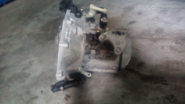 Caixa Velocidades / Kit Embraiagem CITROËN C3 II | 09 - (20205916).