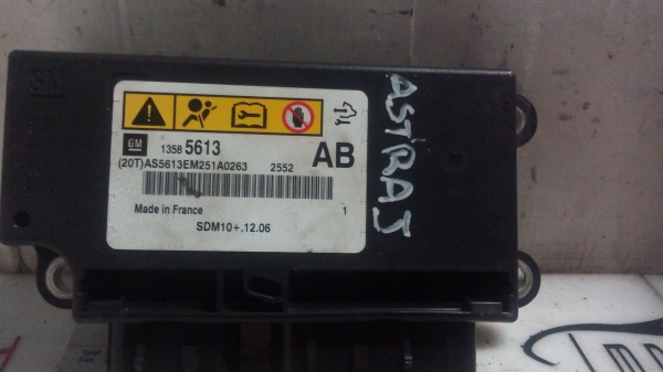 Centralina de Airbags OPEL ASTRA J | 09 - (20205937).