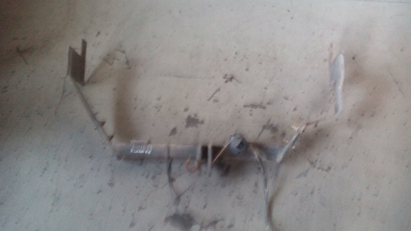 Reboque / Gancho ou Suporte CITROËN XSARA PICASSO (N68) | 99 - (20206136).