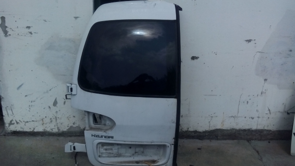 Porta Trás Drt HYUNDAI H100 Caixa | 93 - 04 (20206326).