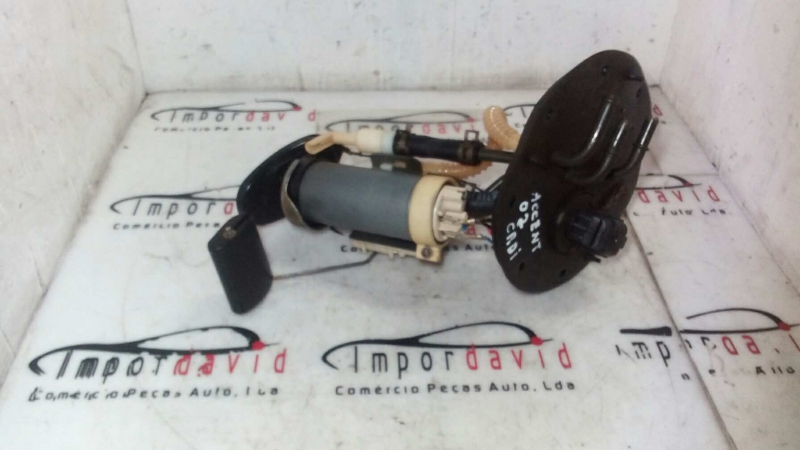 Bomba do Depósito de Combustível HYUNDAI ACCENT três volumes (LC) | 99 - 05 (20206720).