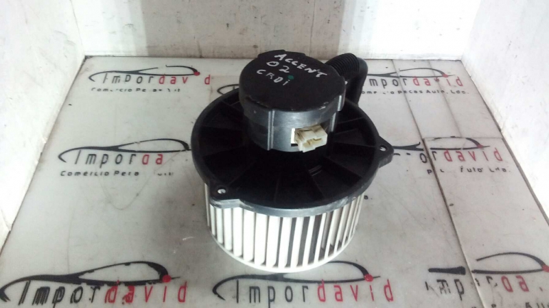 Motor de Chaufagem HYUNDAI ACCENT três volumes (LC) | 99 - 05 (20206721).