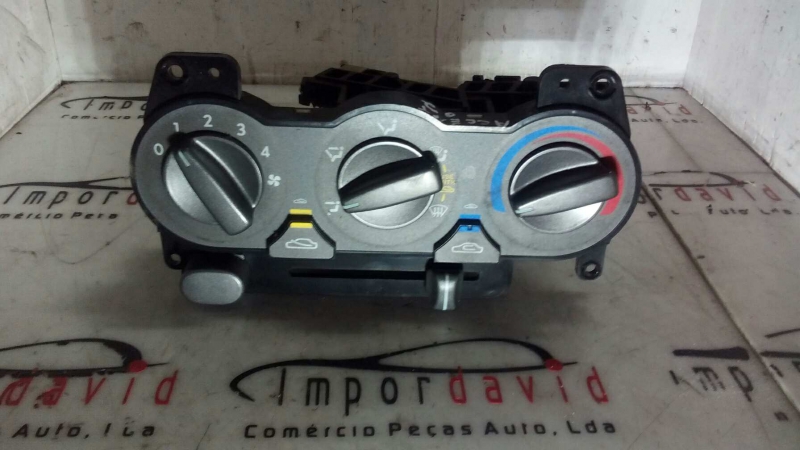 Comando de Chaufagem HYUNDAI ACCENT três volumes (LC) | 99 - 05 (20206723).
