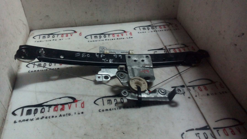 Elevador Trás Esq Electrico VOLVO S80 I (TS, XY) | 98 - 06 (20206965).