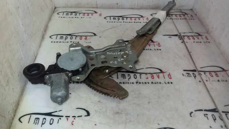 Elevador Frente Esq Electrico SUZUKI SWIFT III (MZ, EZ) | 05 - (20206969).