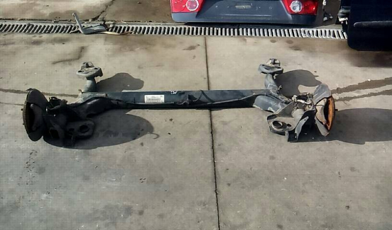 Eixo Traseiro discos FORD FIESTA V (JH_, JD_) | 01 - 10 (20207024).