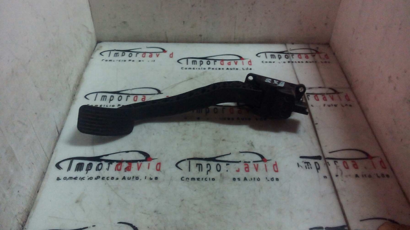 Pedal Electrico PEUGEOT PARTNER Caixa | 08 - (20207080).