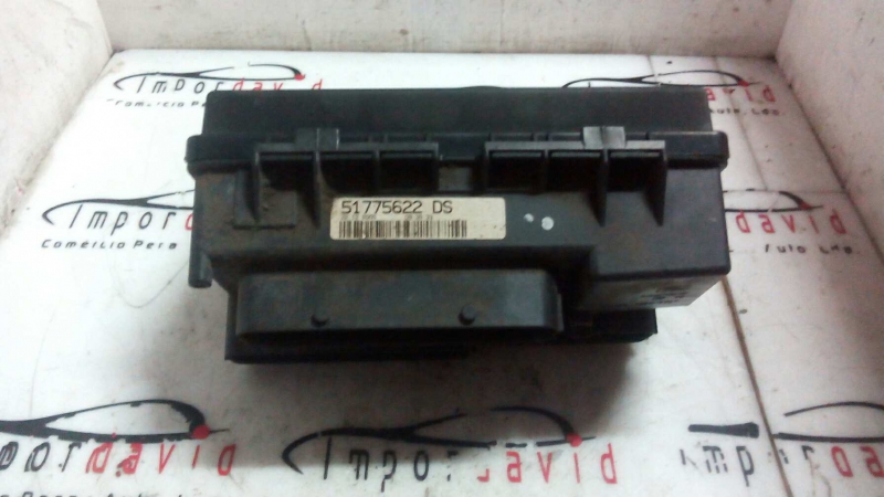 Caixa dos Fusíveis FIAT PUNTO / GRANDE PUNTO (199) | 05 - (20207106).