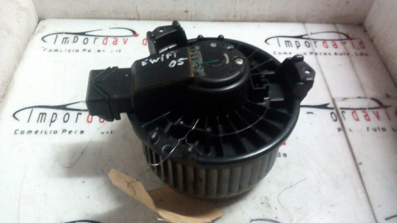 Motor de Chaufagem SUZUKI SWIFT III (MZ, EZ) | 05 - (20207151).