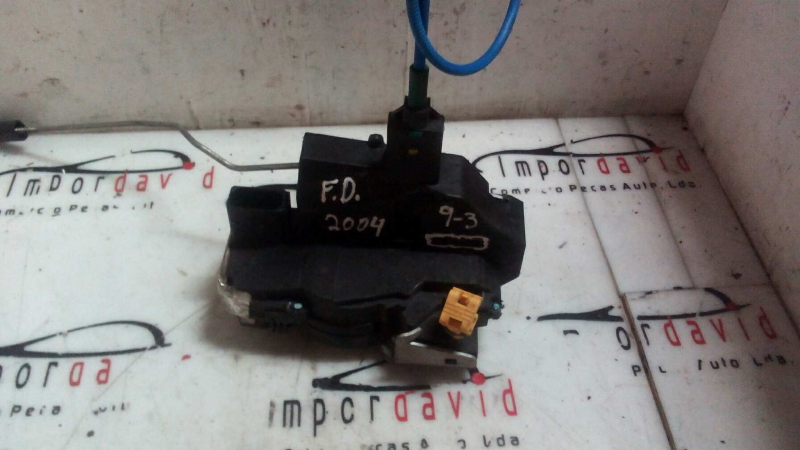 Fecho da Porta Frente Dto SAAB 9-3 (YS3F) | 02 - (20207163).