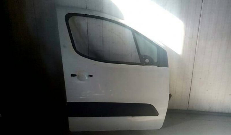 Porta Frente Dto PEUGEOT PARTNER Caixa | 08 - (20207211).